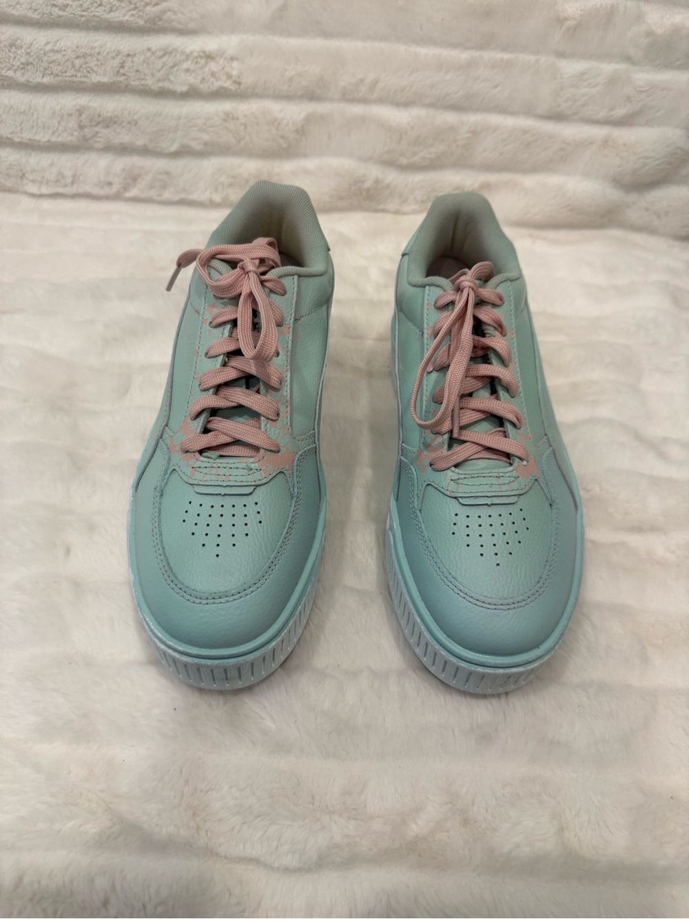 Puma Mint Teal Sneakers with Pink Laces